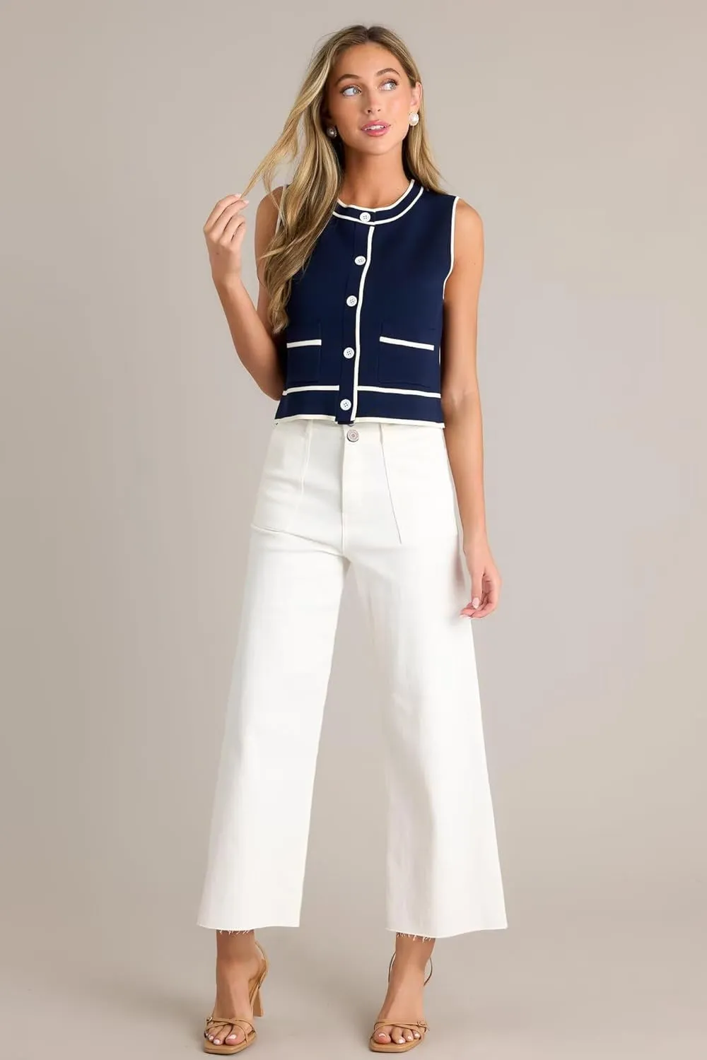 Allimy Womens High Rise Two Button Closure Cropped Jeans Wide Leg Front Slip Pockets Frayed Hem Denim Pant