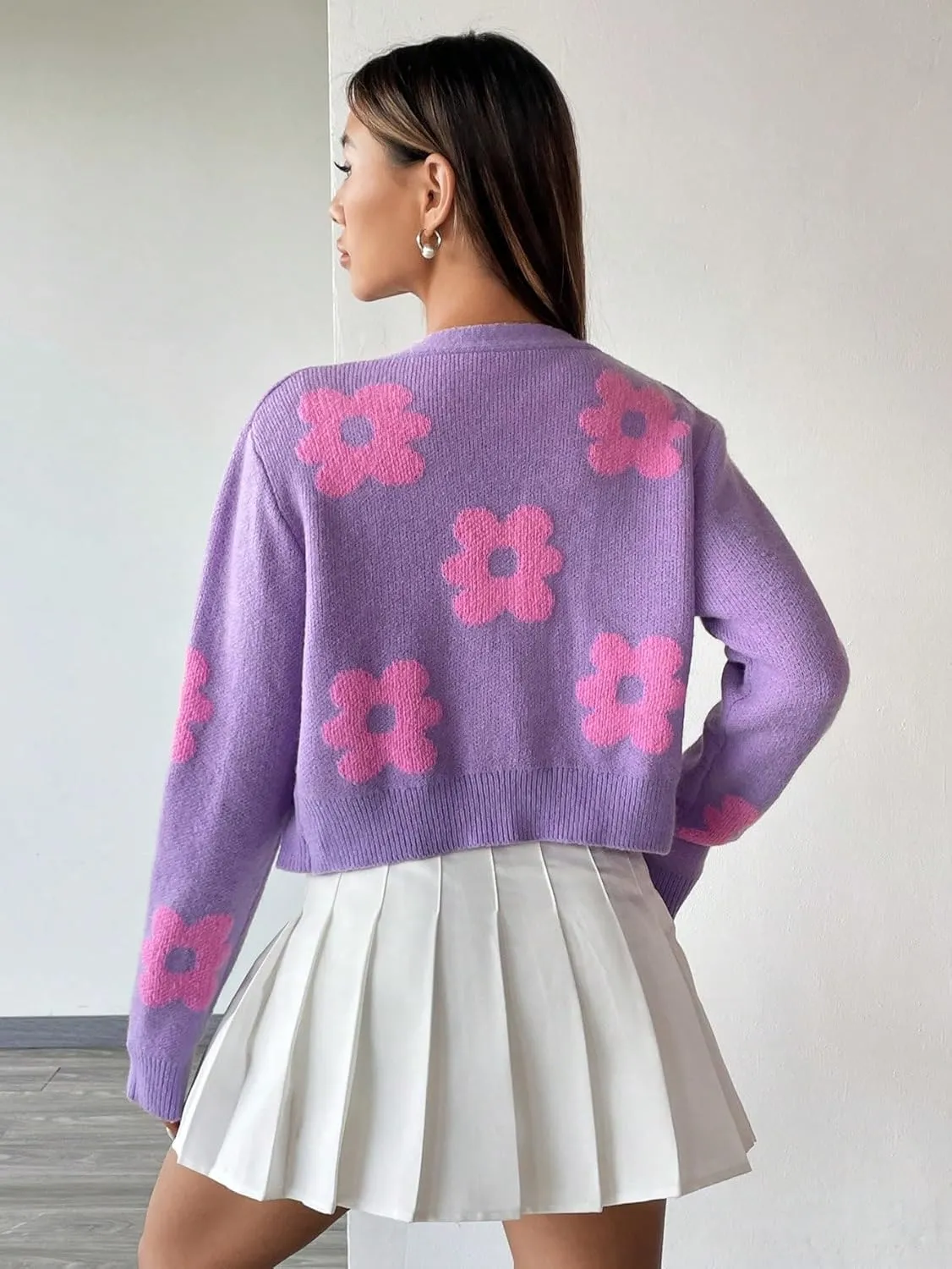 WDIRARA Women's Long Sleeve Button Front V Neck Casual Crop Cardigan Sweater